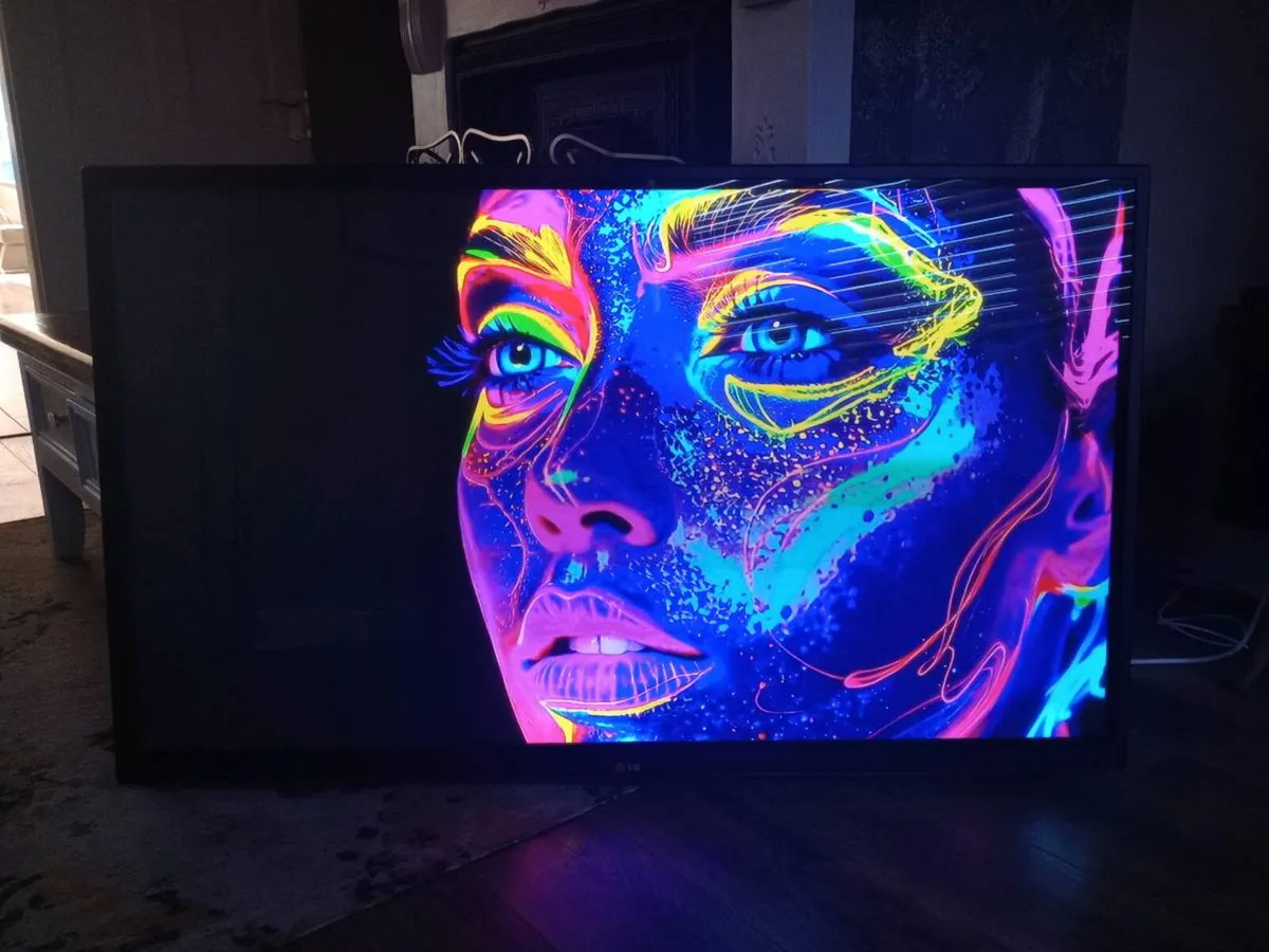 LG 50 plasma TV (not smart) 50pn6500 - Image 4