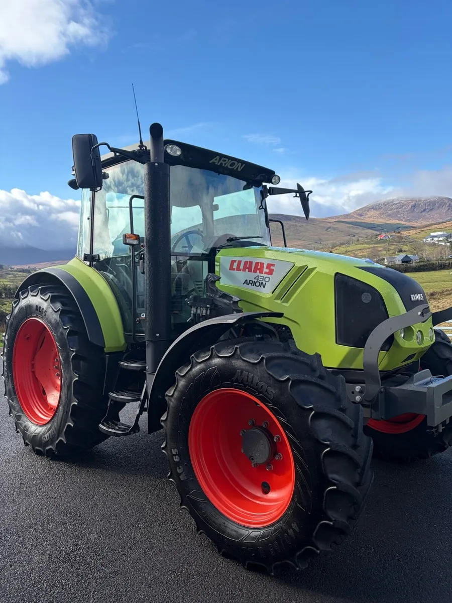 2021 Claas Arion 430 - Image 2