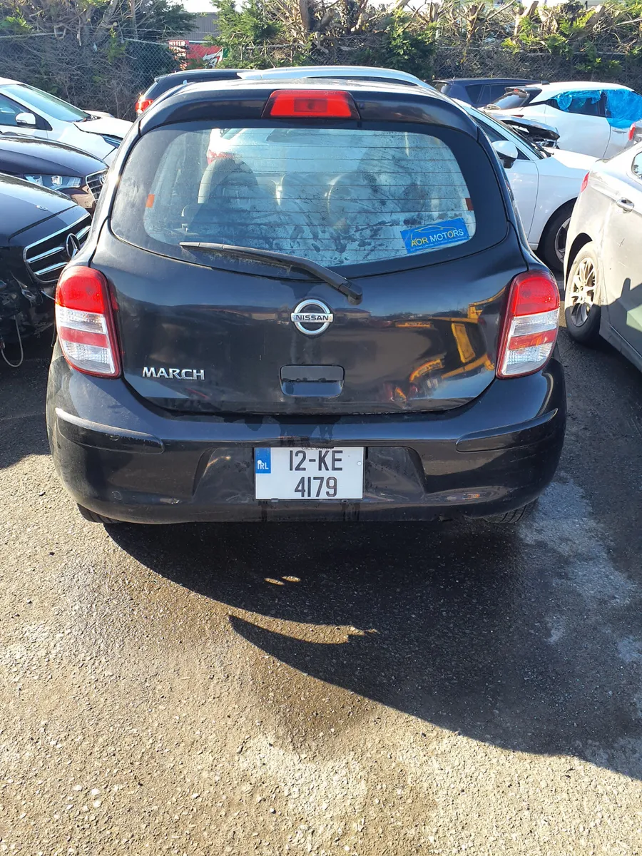 Nissan March 2012 Automatic 76,000 km - Image 1