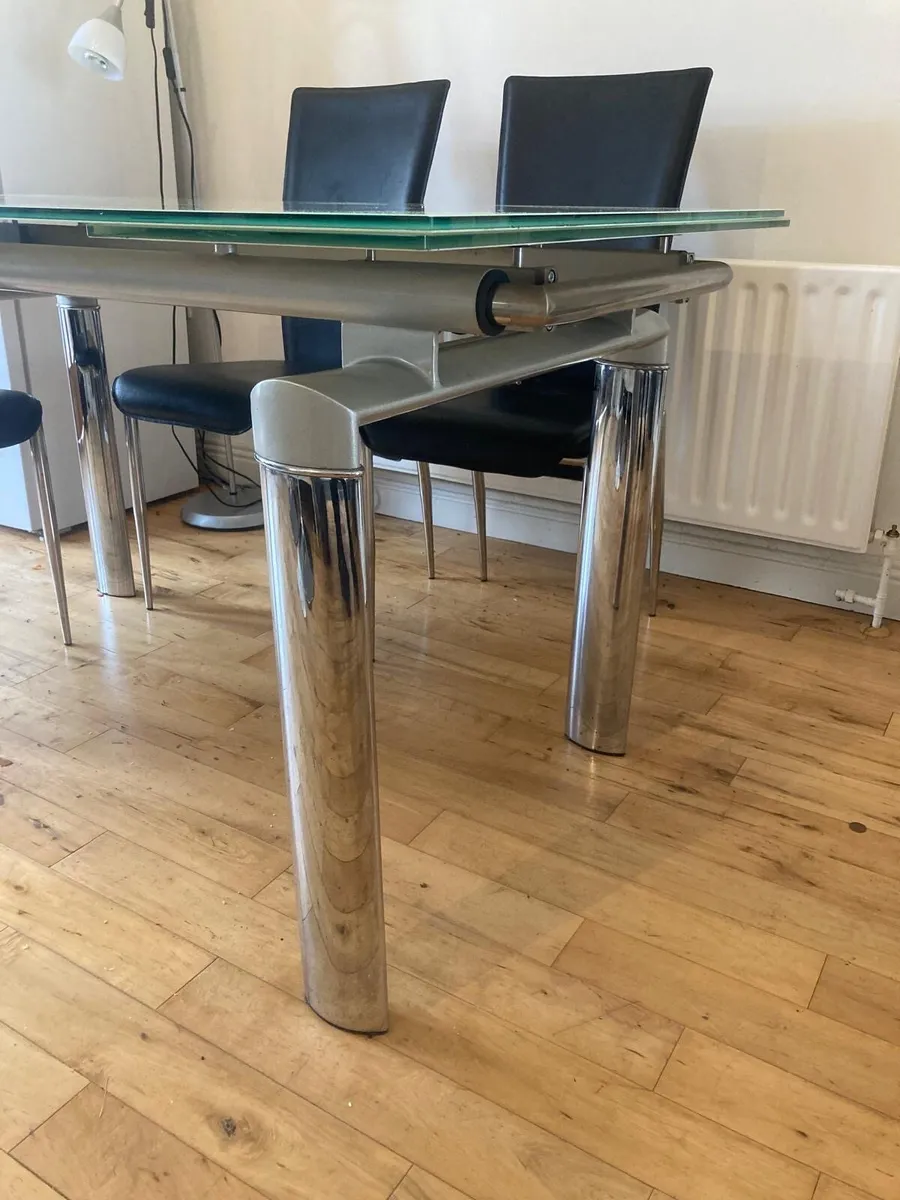 Kitchen dining table extendable - Image 2