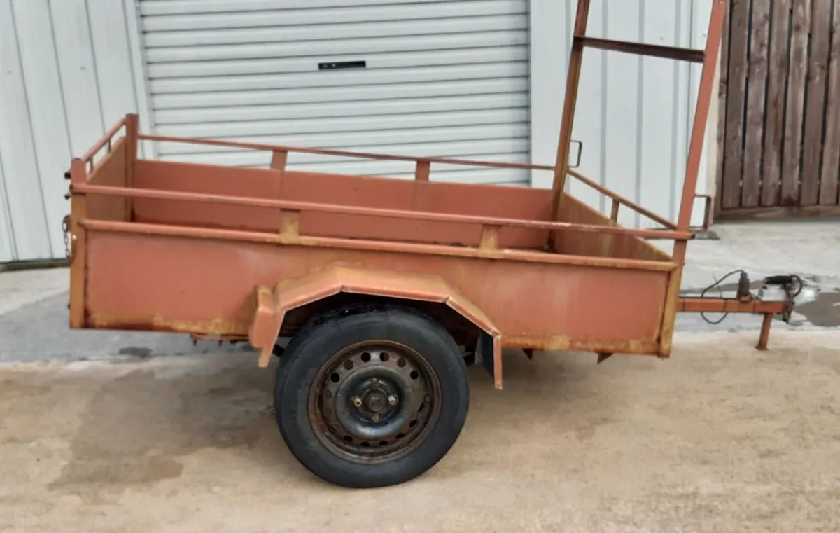 Trailer used in Good condition - Image 1