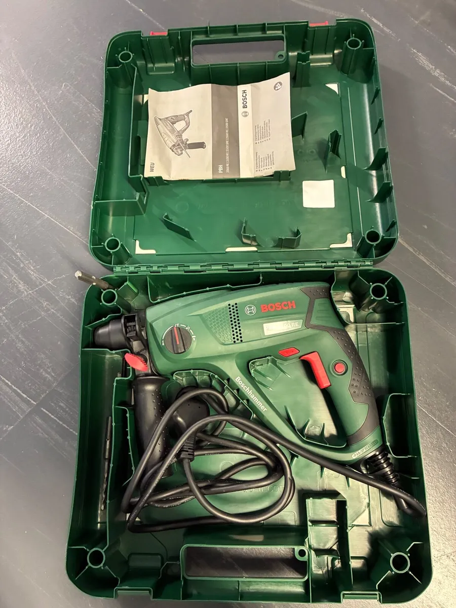 Bosch Corded Rotary Hammer - Image 2