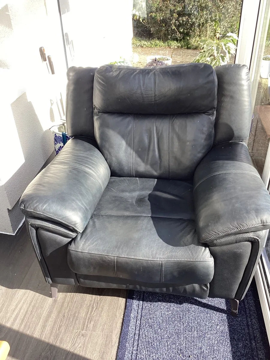 Leather recliner chair