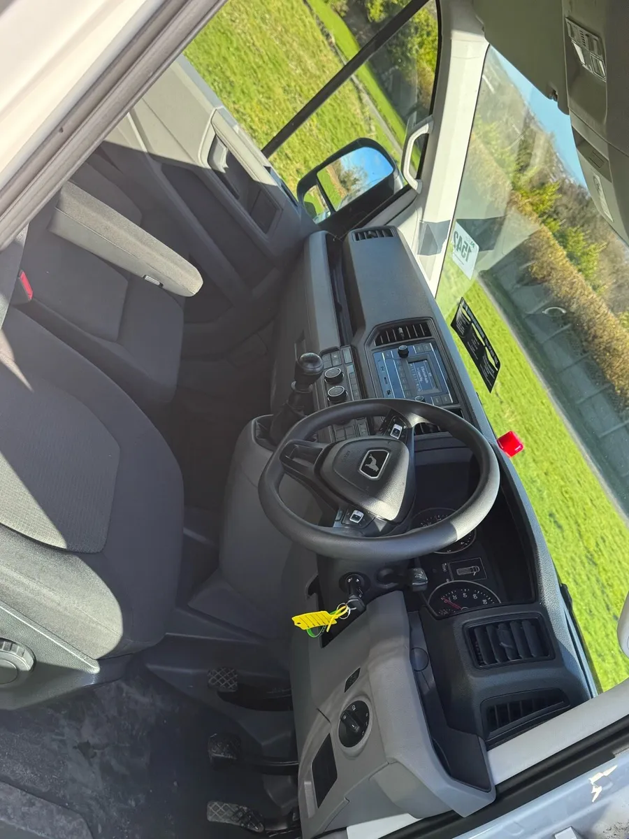 Man TGE 3.140 Lwb - Image 4