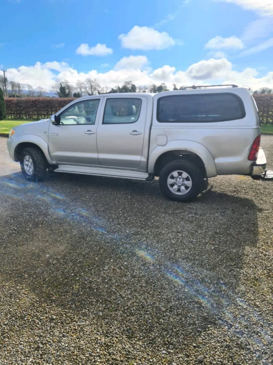 Toyota hilux 08 3.0 D4D - Image 2