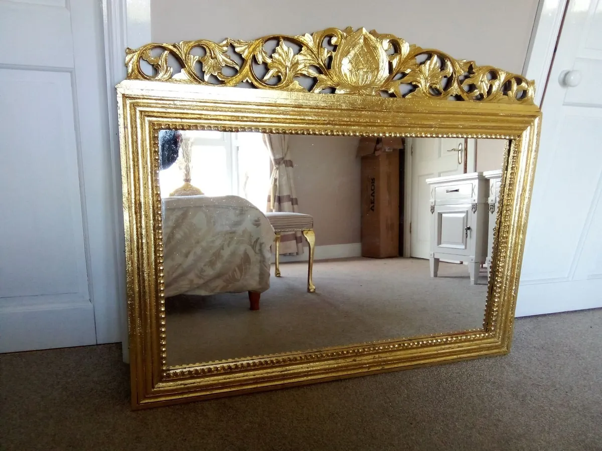 Large ornate mirror, gilt frame - Image 1