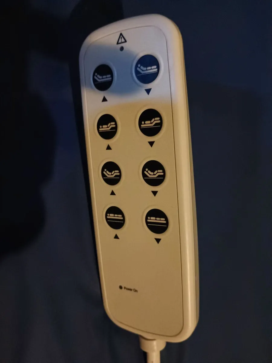 Hospital electric bed - Image 2