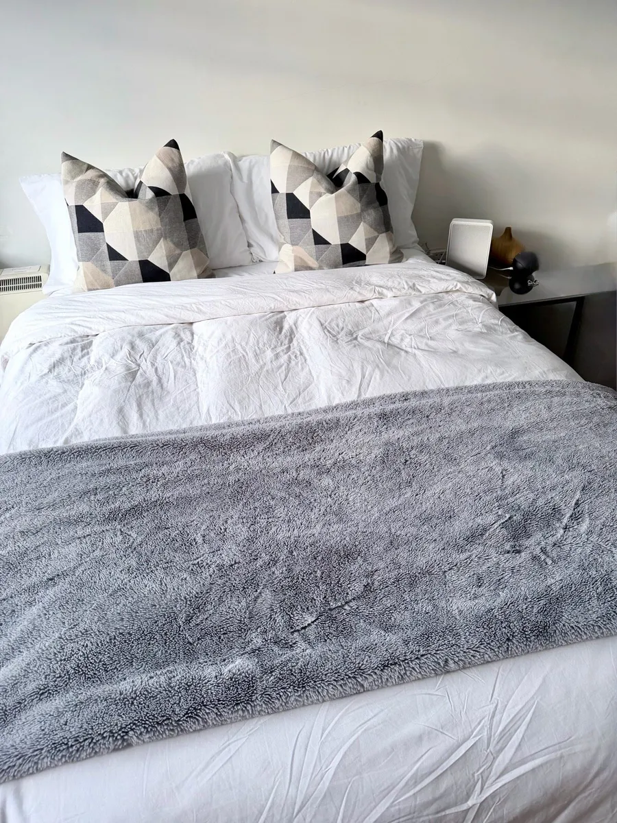 Double Bed - Image 1