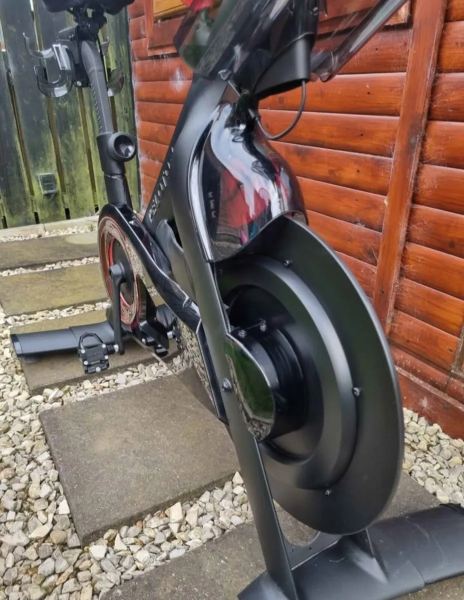 Peloton bike plus - Image 3