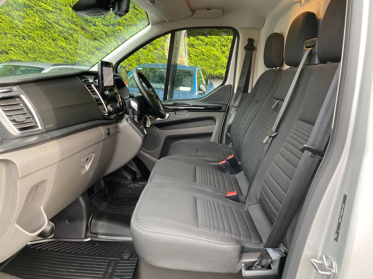 Ford Transit Custom 320 Limited Auto 170PS LWB - Image 4
