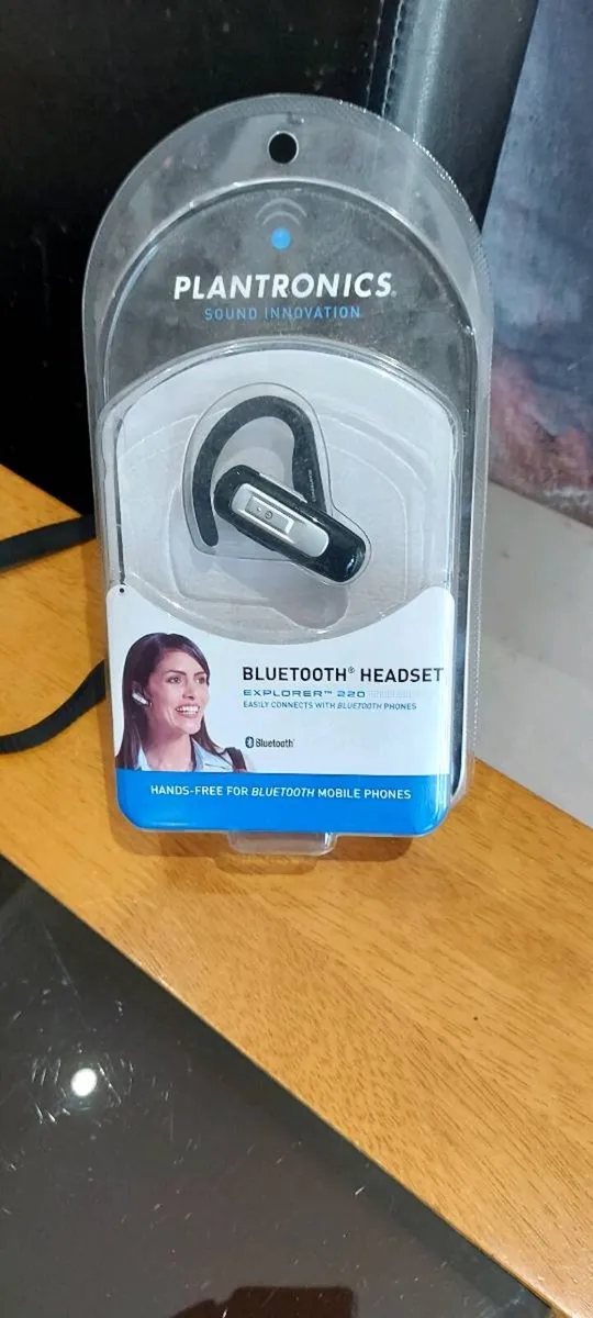 Bluetooth  Headset  Explorer 220 - Image 1