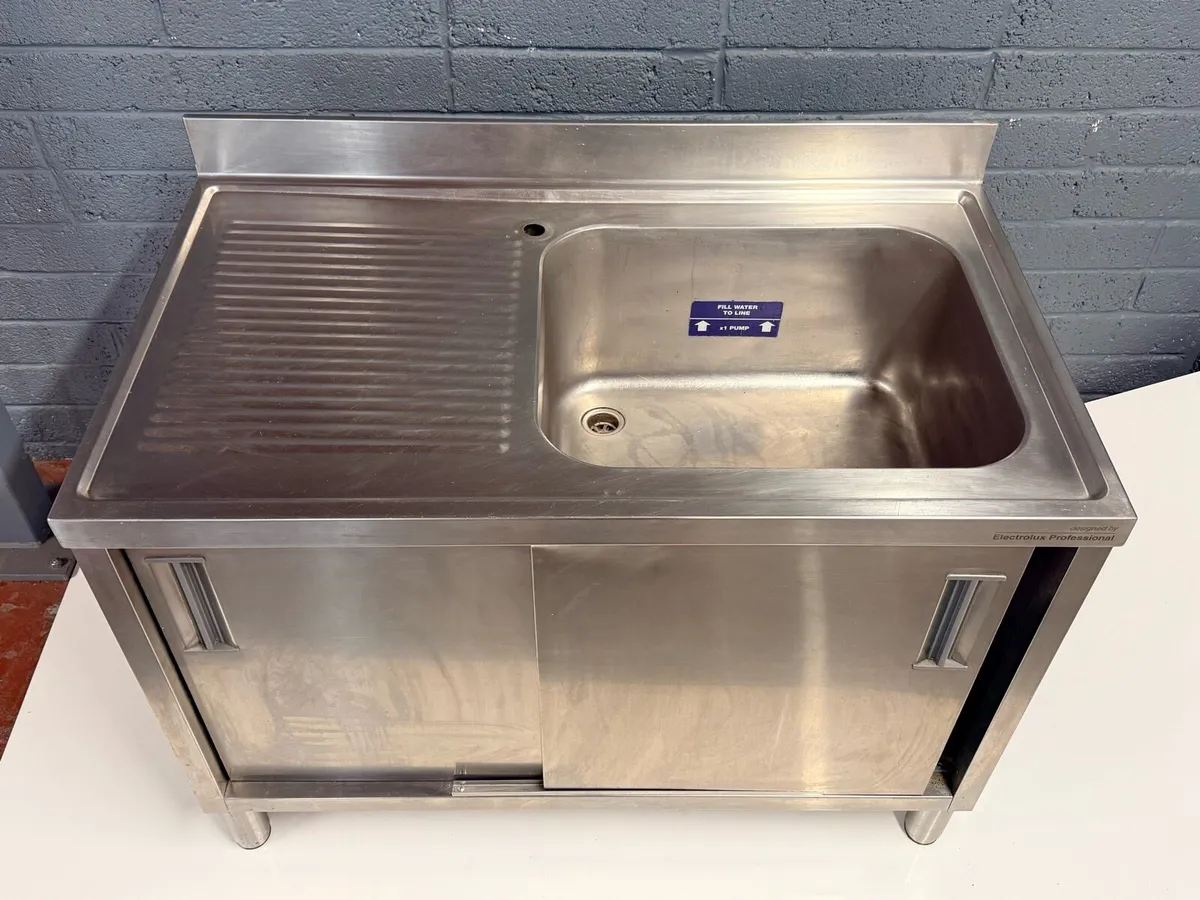1.2m Single Sink - Image 2