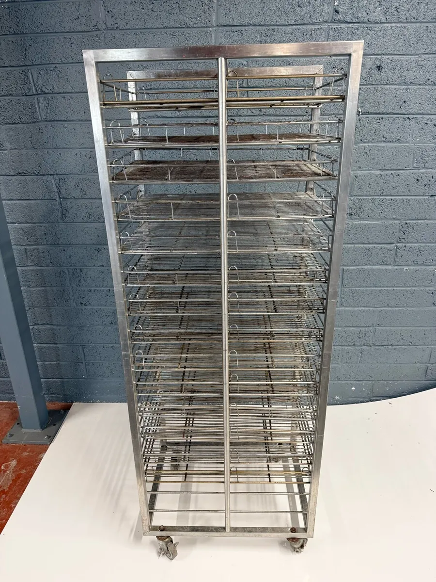 Bakery trolley & Trays - Image 2