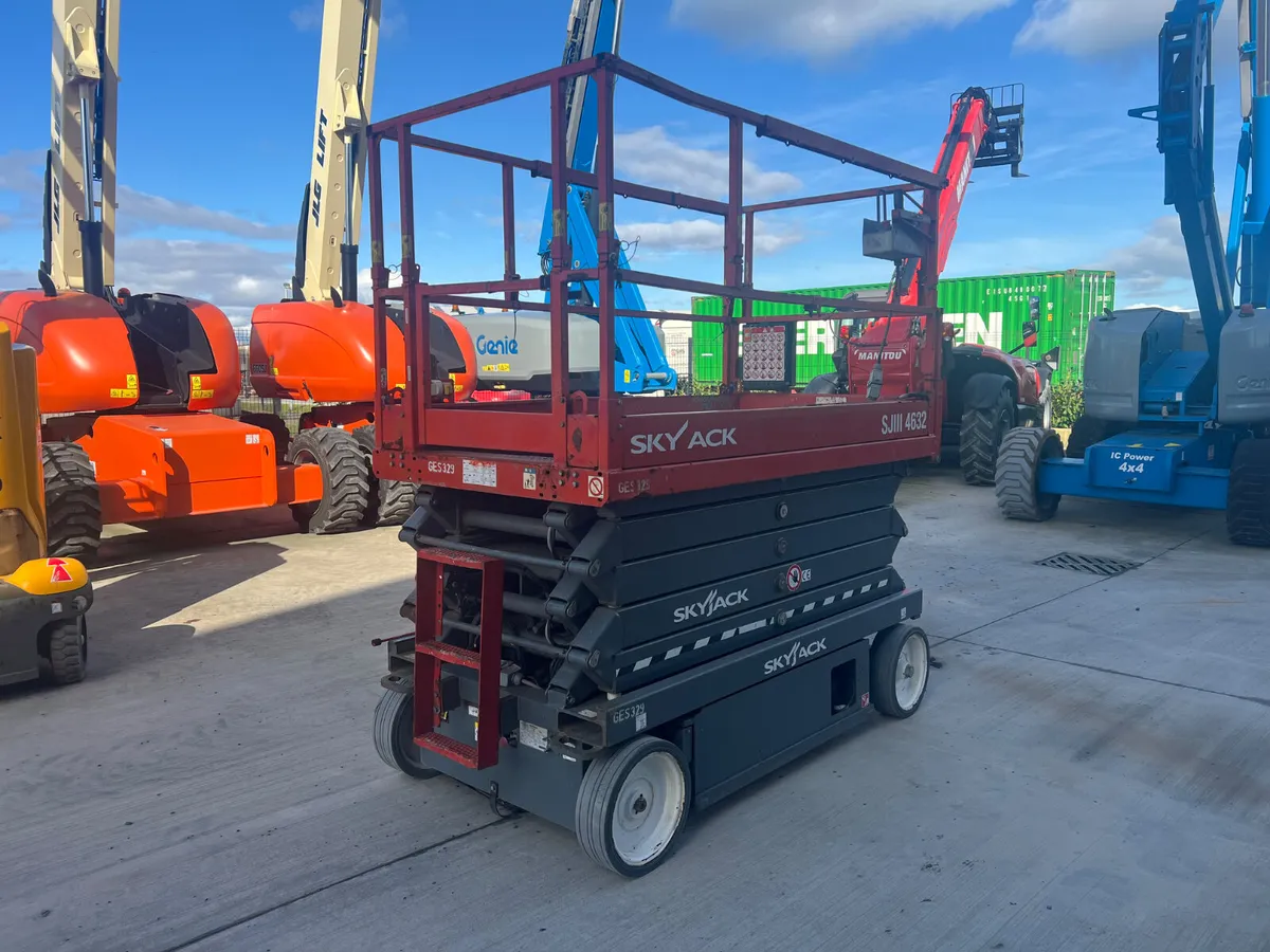 SKYJACK SJ 4632 - Image 4