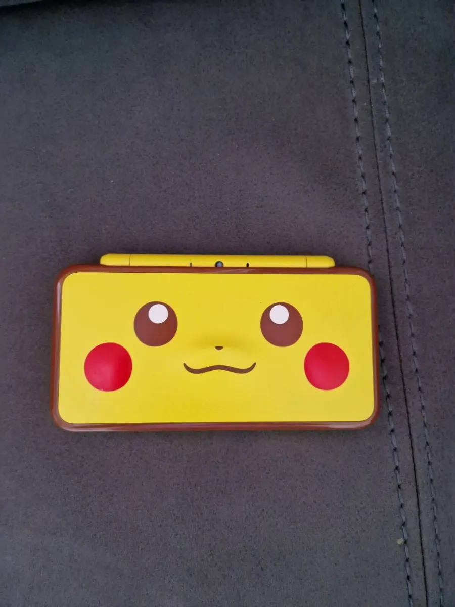 New 2ds XL Pikachu Edition - Image 4