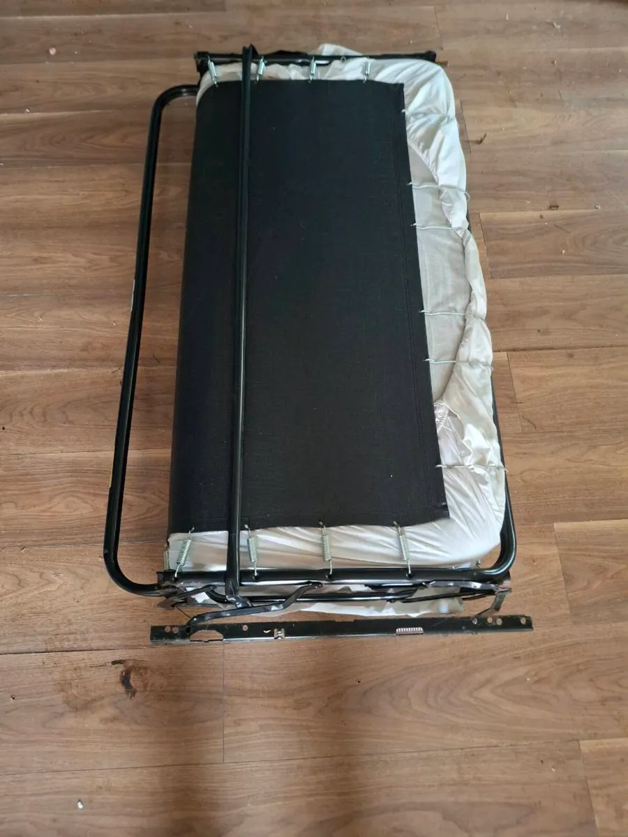 Somtoile Folding Bed - Image 1
