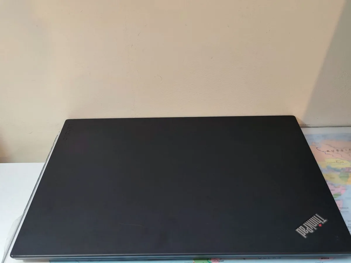 Lenovo ThinkPad T580 15.6' Intel i5 8th Gen - Image 3