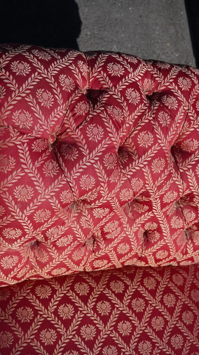 Elegant Red Chaise Longue - Image 4