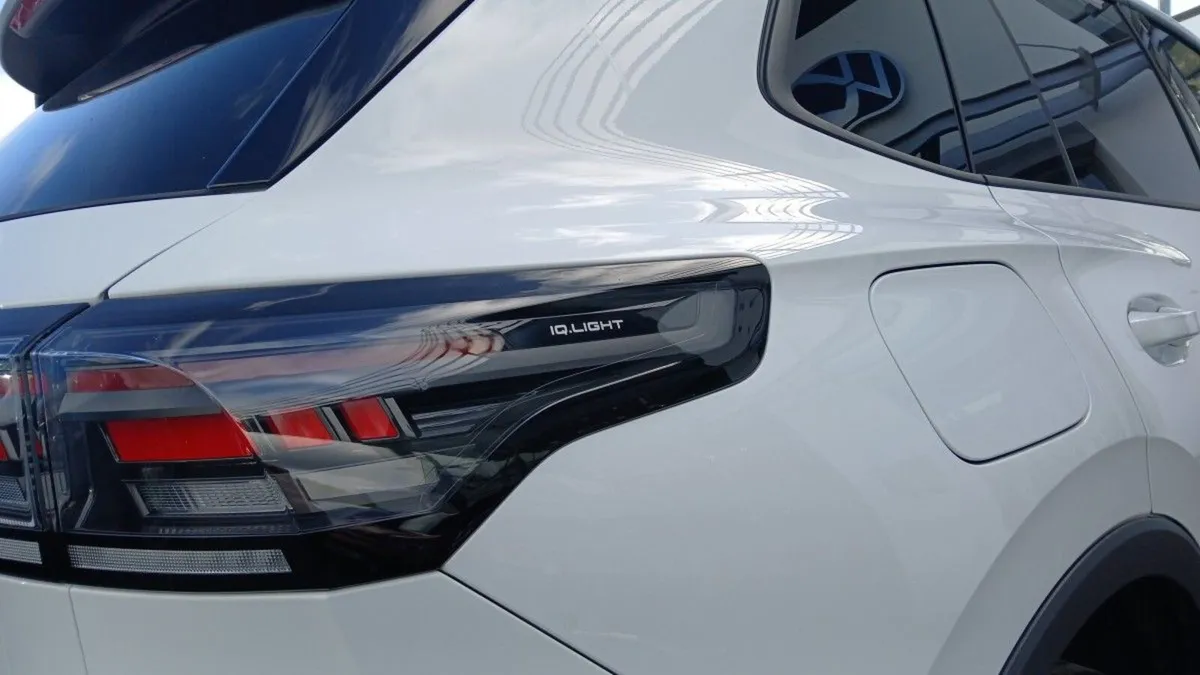 Volkswagen Tiguan 75 2.0TDI DSG 150HP **REAR VIEW - Image 4