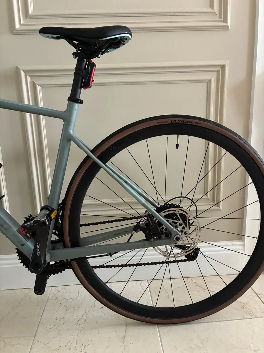 Cube road bike - Image 4