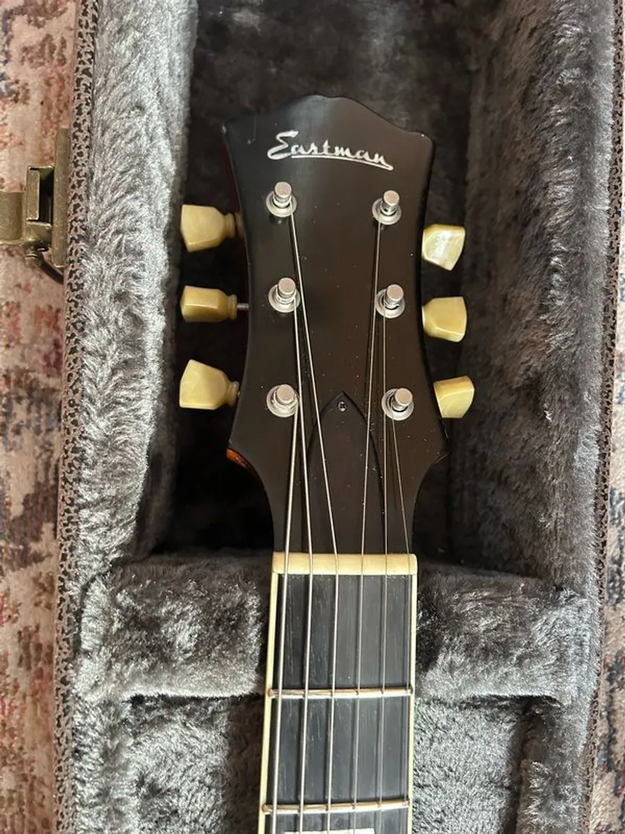 Eastman T64v - Image 2