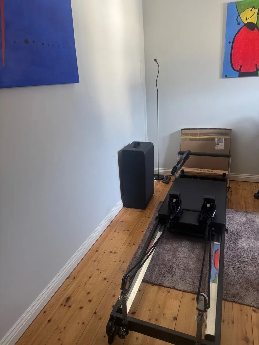 Pilates Reformer - Image 2