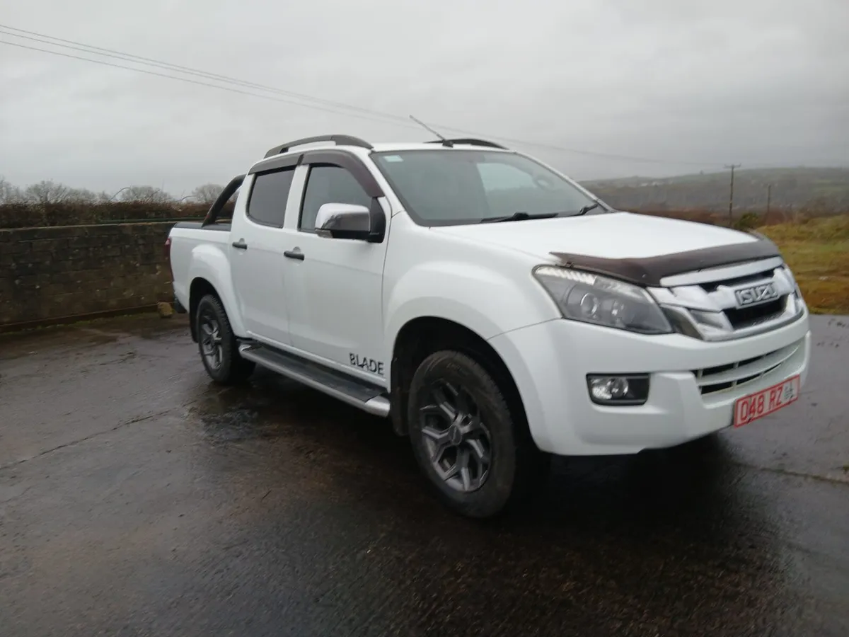 Isuzu D-MAX - Image 1