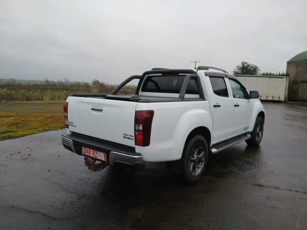 Isuzu D-MAX - Image 3