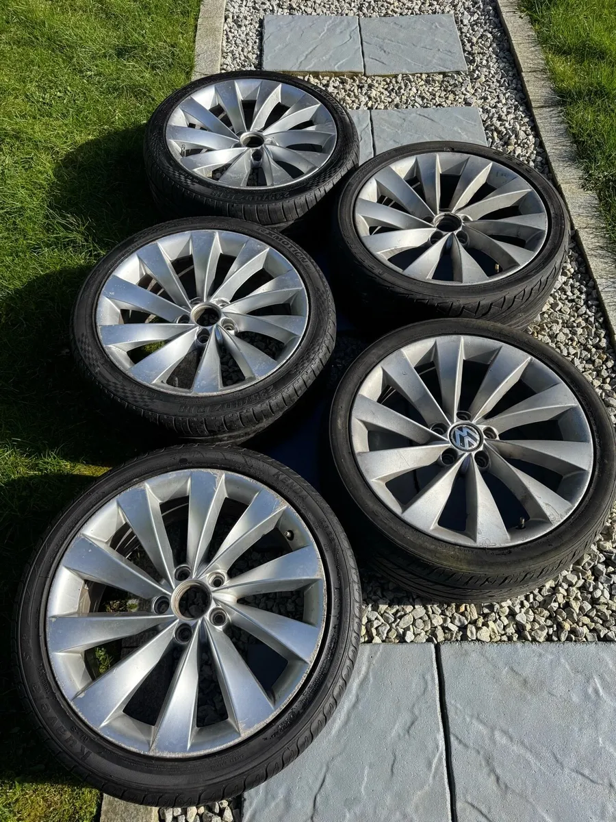 Genuine R18 scirocco alloys - Image 2