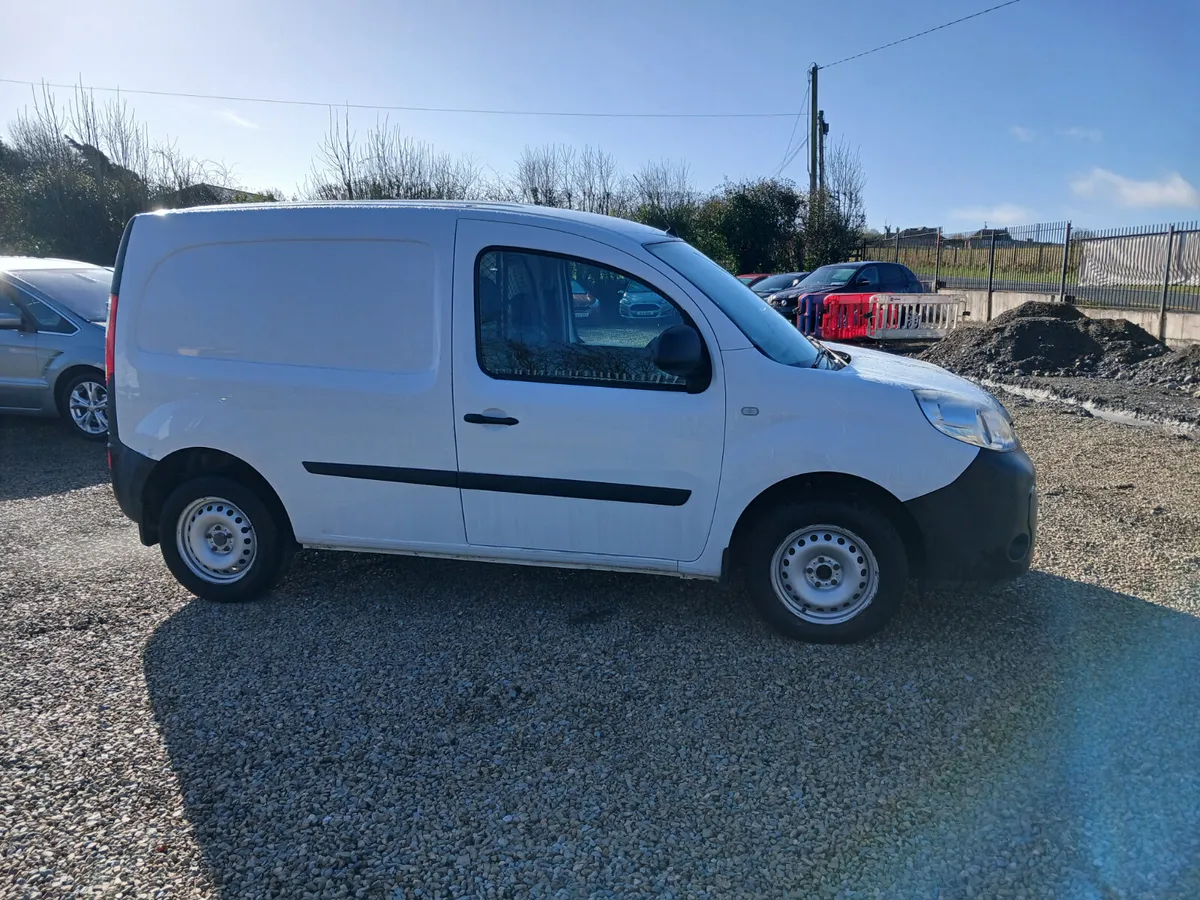 Renault Kangoo 2019 Diesel - Image 2