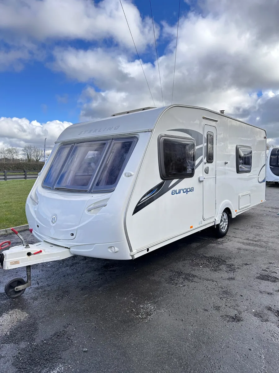 ✨STUNNING STERLING EUROPA 4 BERTH FIXED BED✨ - Image 1