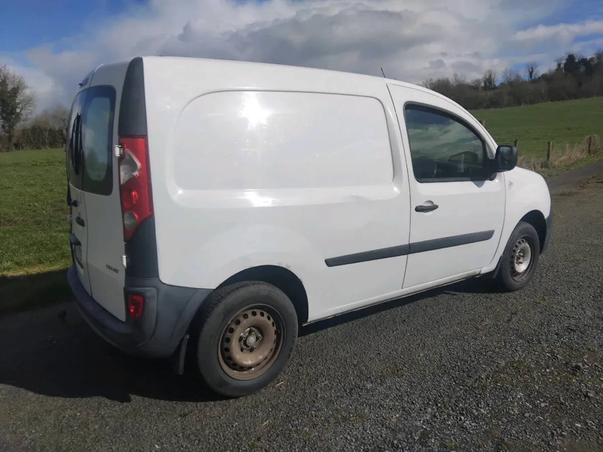 2012 Renault Kangoo Taxed and Tested - Image 2