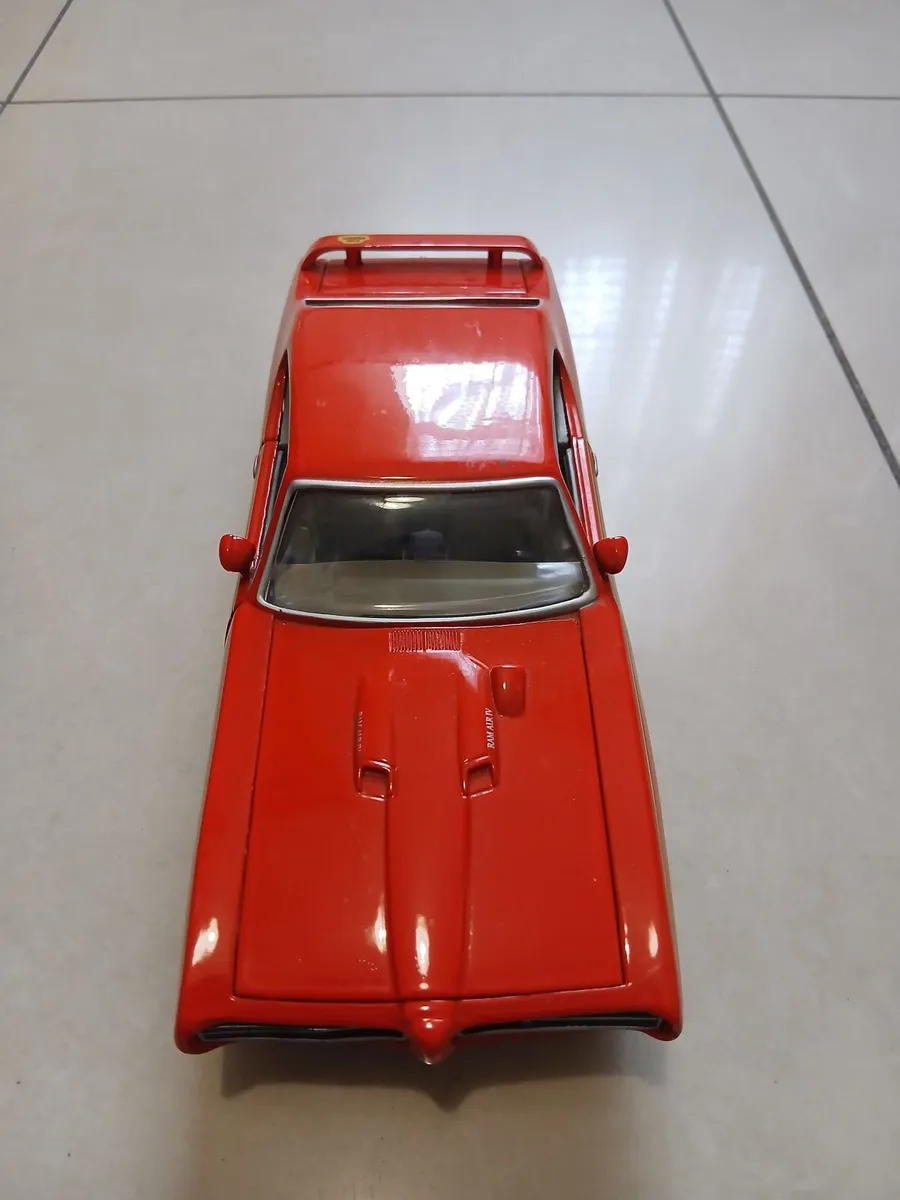 1969 Pontiac GTO “The Judge” 1:24 Die-Cast - Image 2