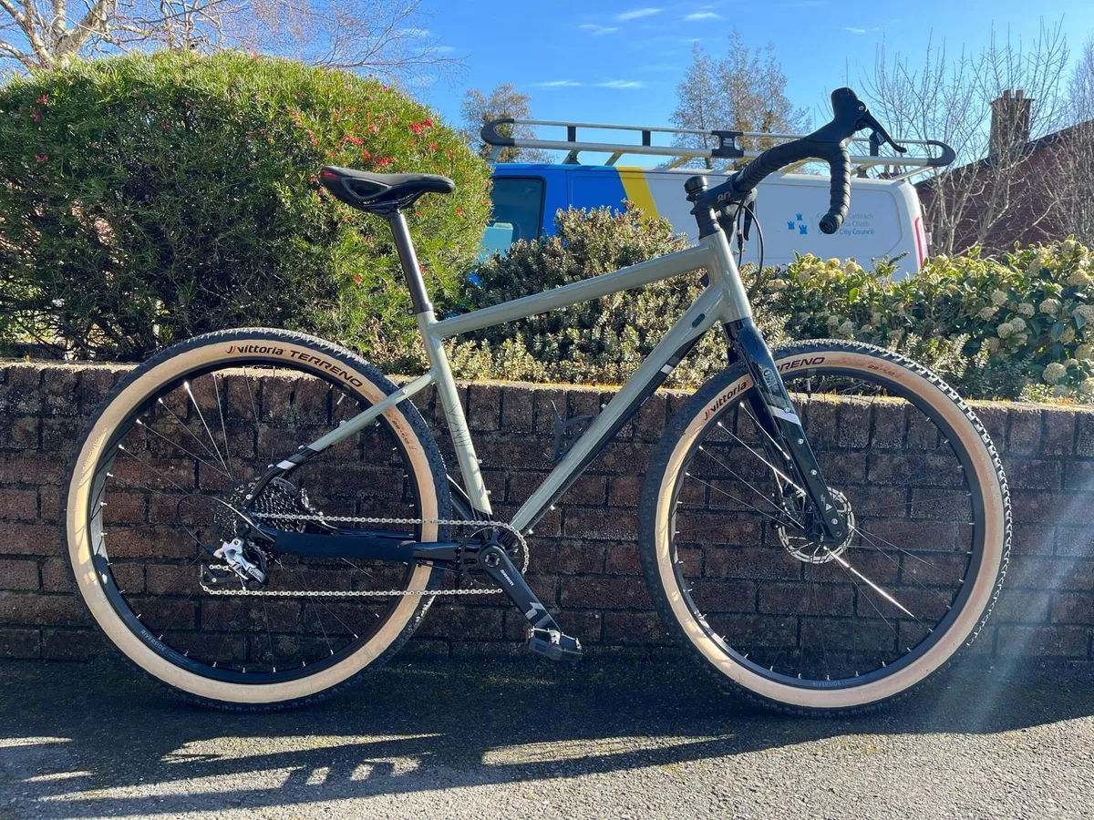 Hybrid Gravel/Road bike Riverside 920 Touring - Image 1