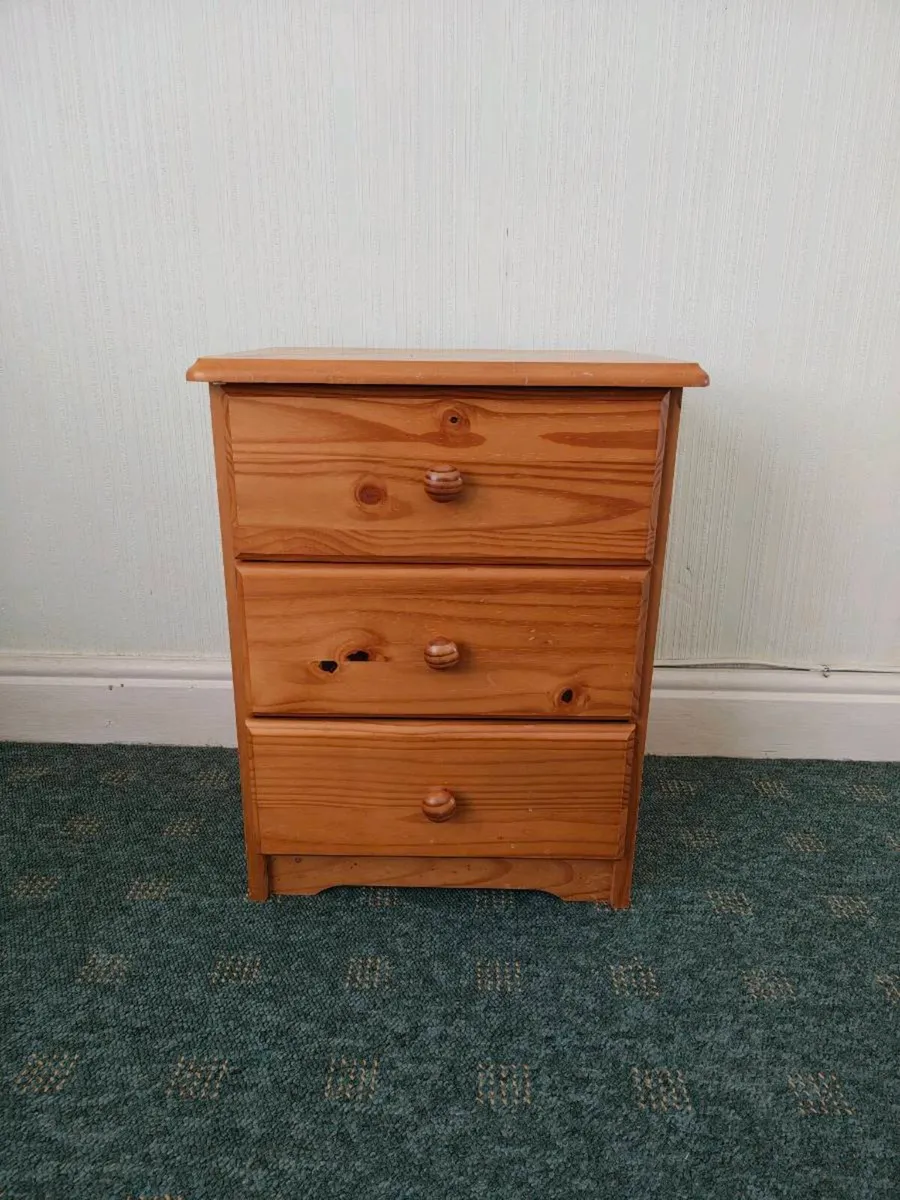 Solid Pine Bedside Locker – 3 Drawer – Compact - Image 1