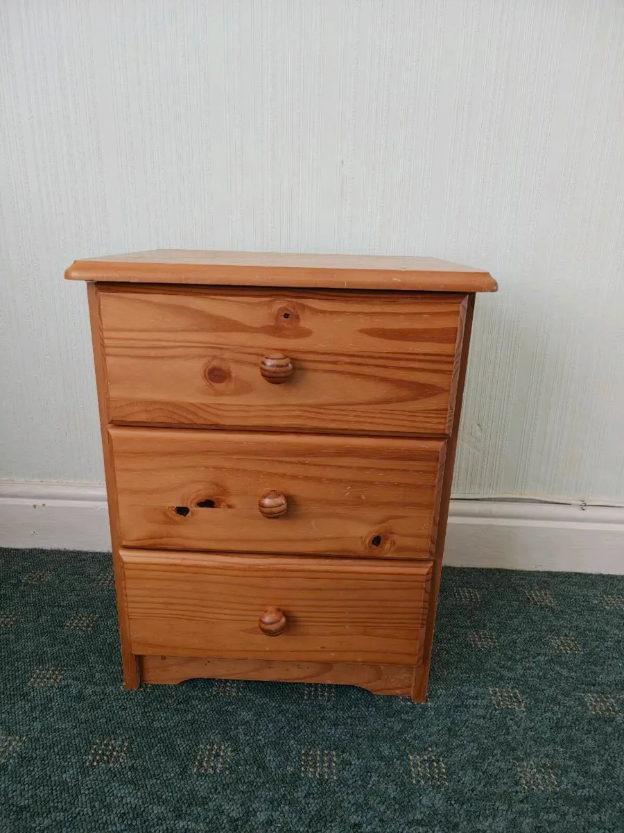 Solid Pine Bedside Locker – 3 Drawer – Compact - Image 4