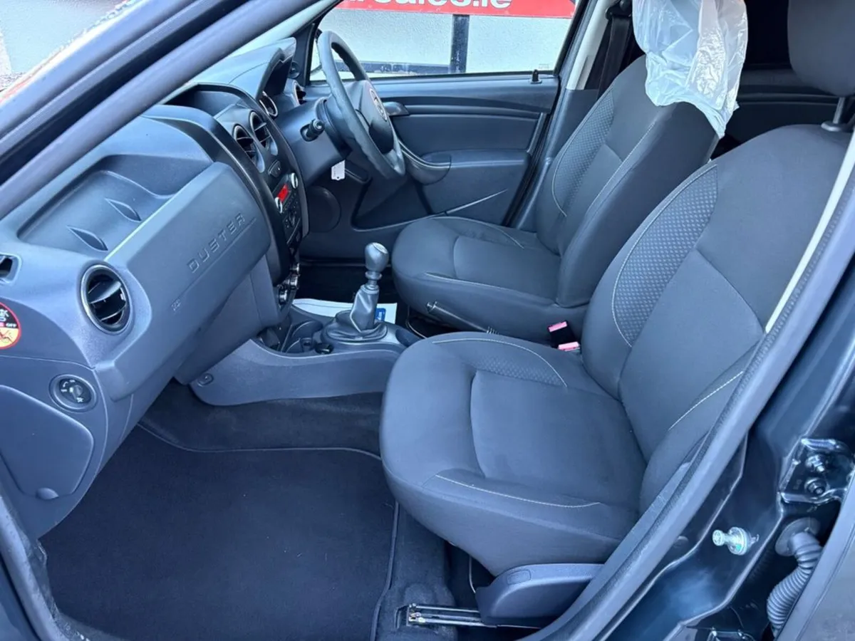 Dacia Duster 2-Seat Commercial - Image 4