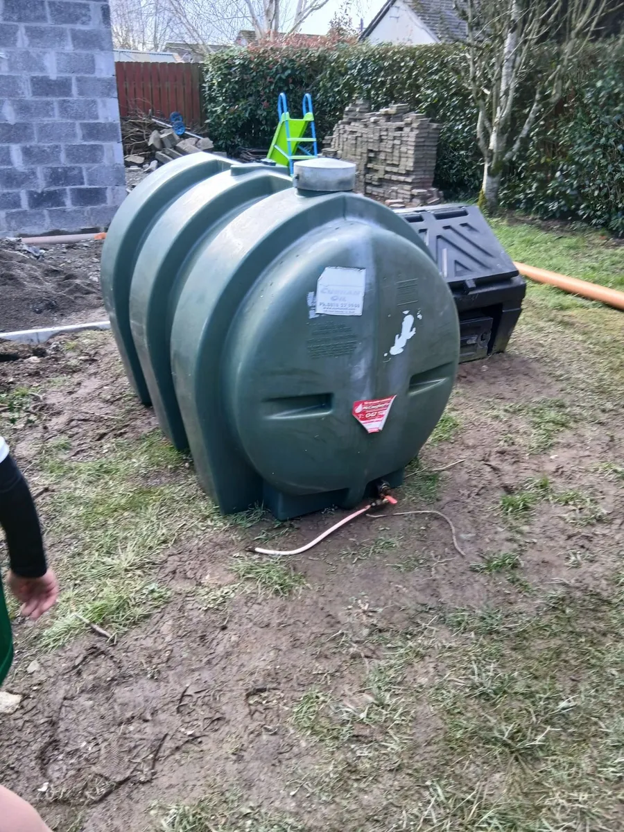 FREE Oil tank - Image 1