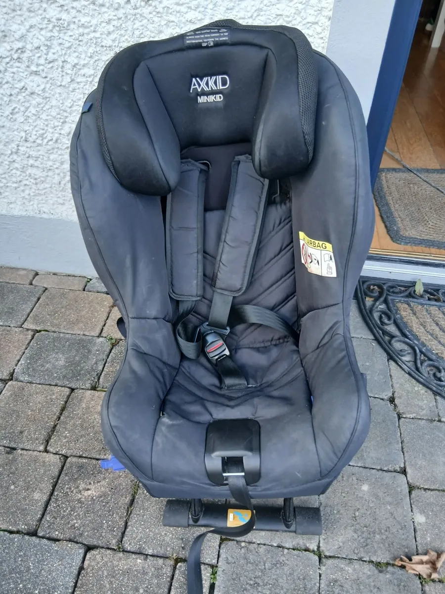 Childs car seat - Image 1