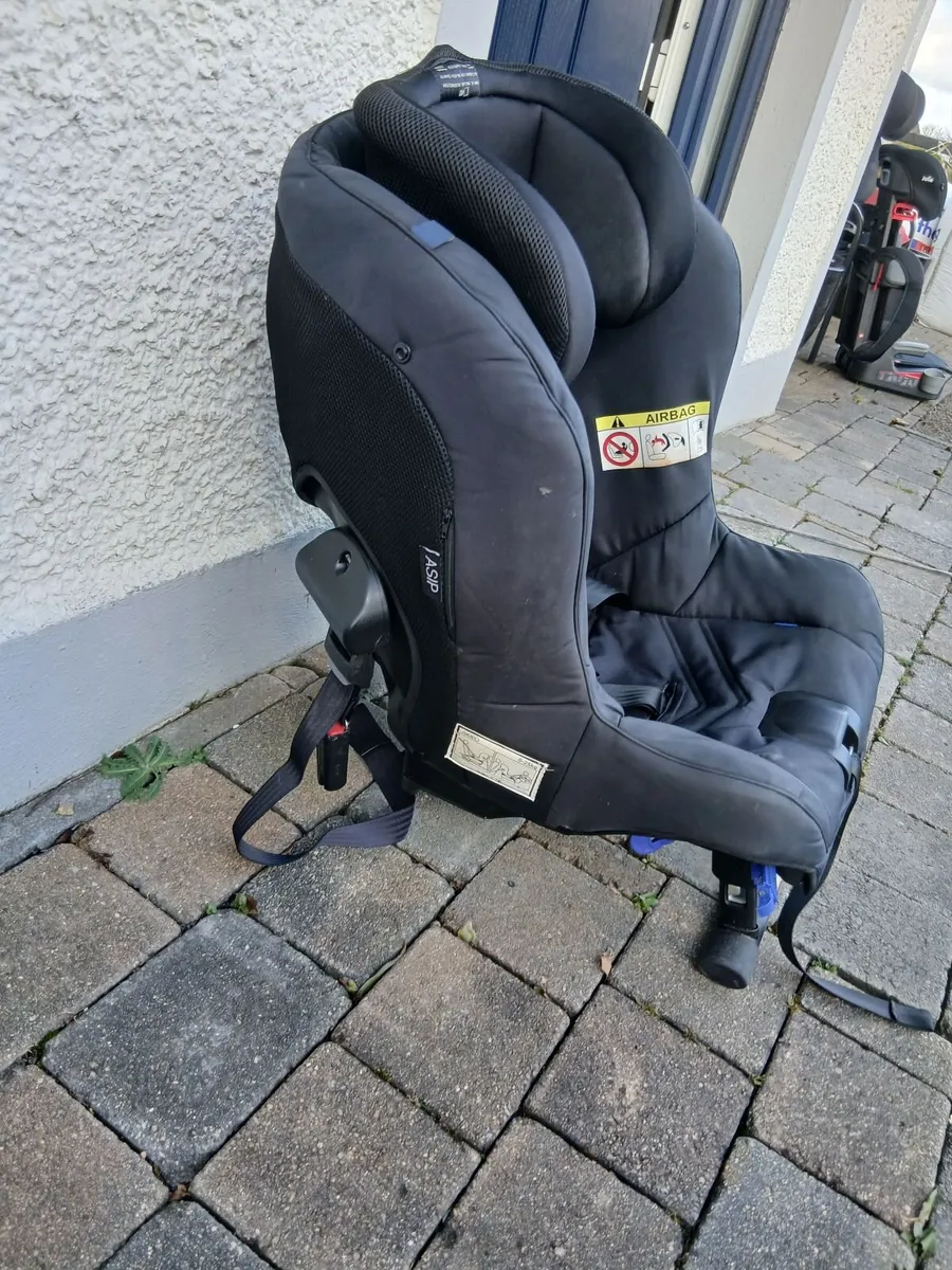 Childs car seat - Image 2