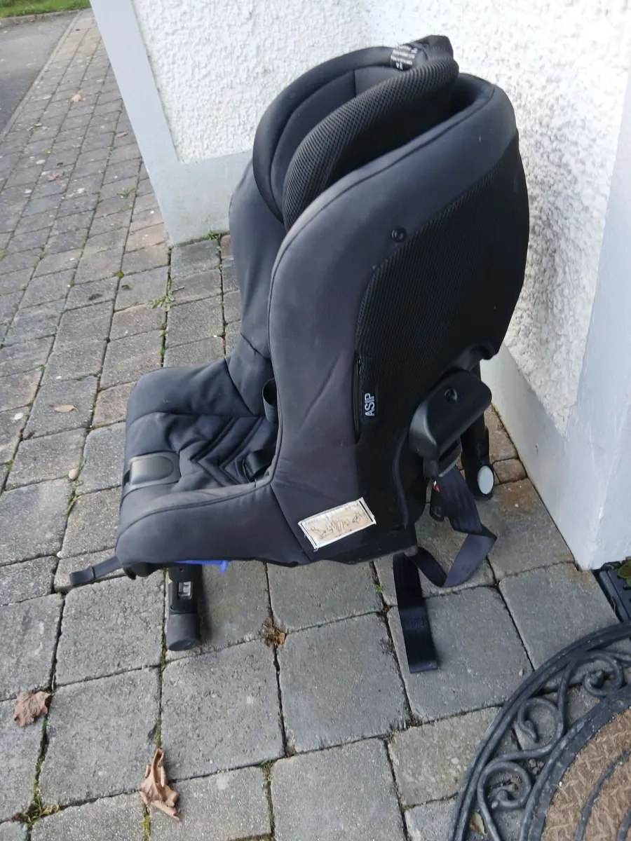 Childs car seat - Image 3