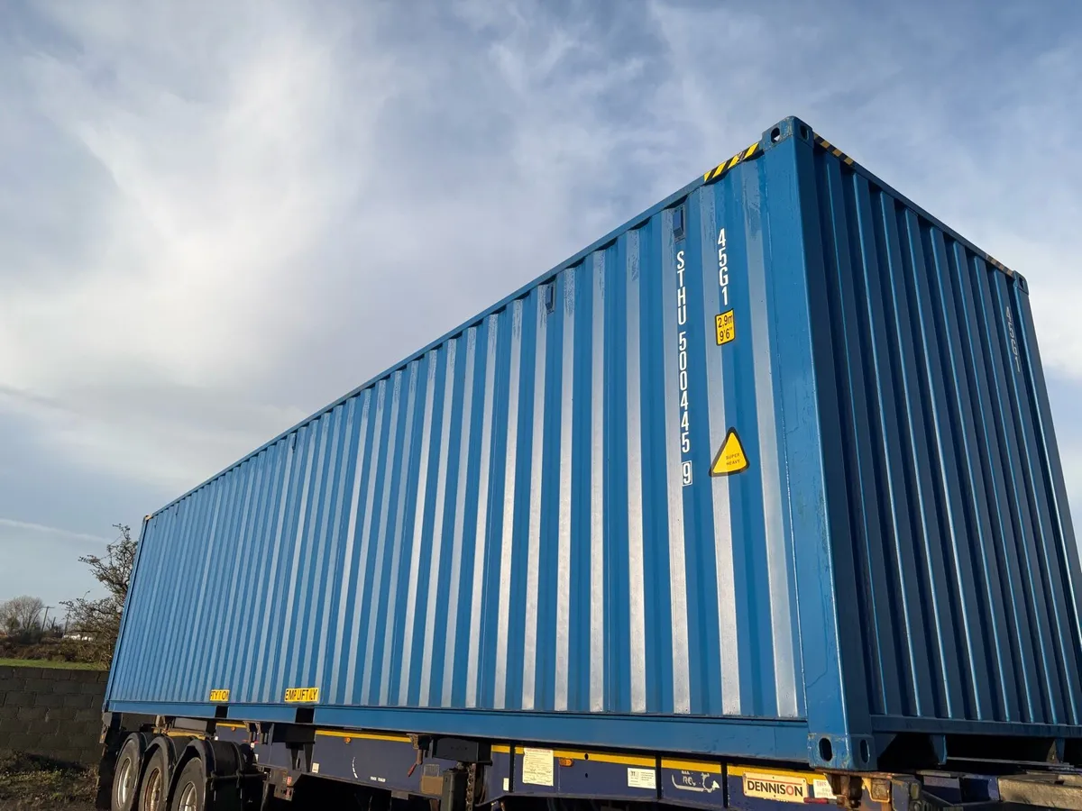 20ft or 40ft containers - Image 1
