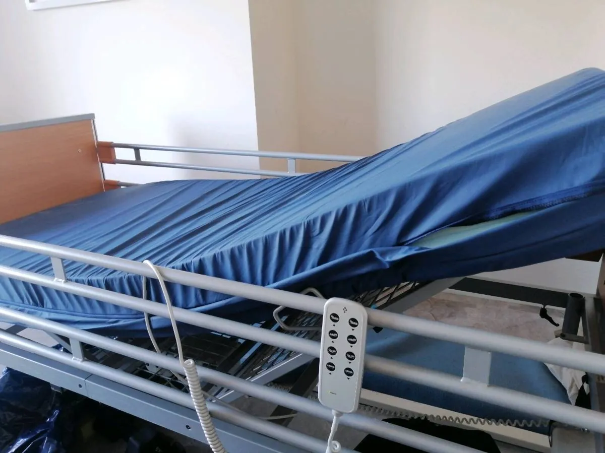 Hospital Bed - Image 2