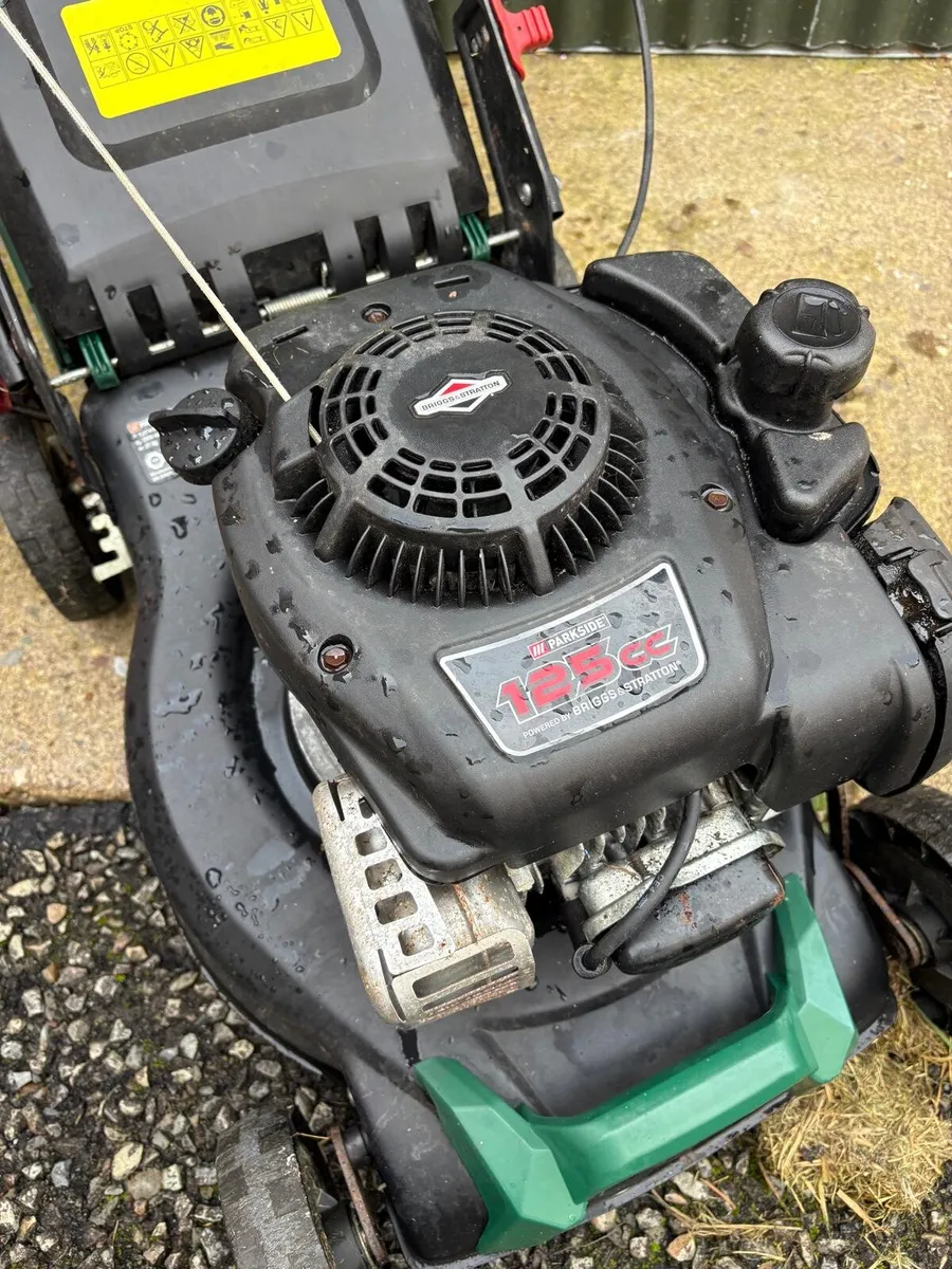 Briggs&Stratton lawnmower 125cc - Image 2