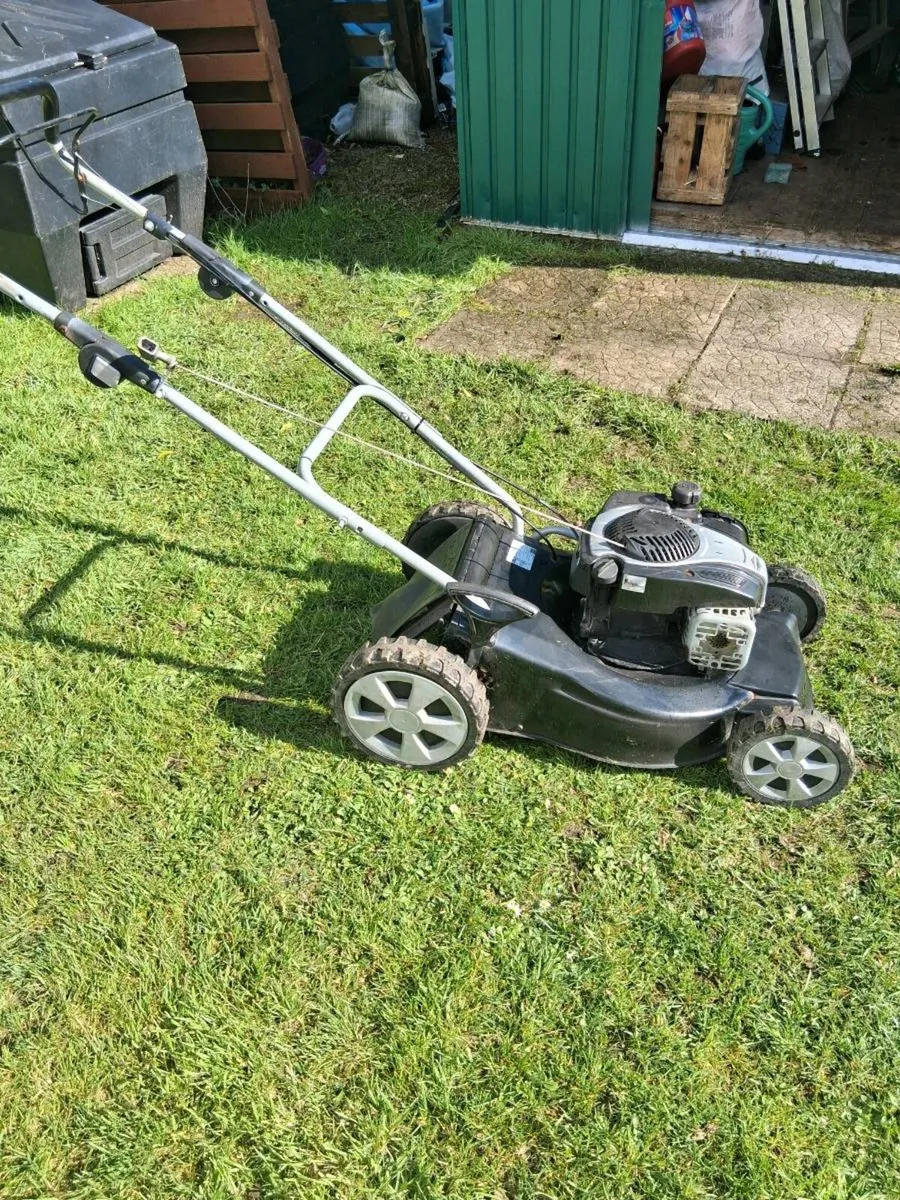 Lawnmower for sale - Image 1