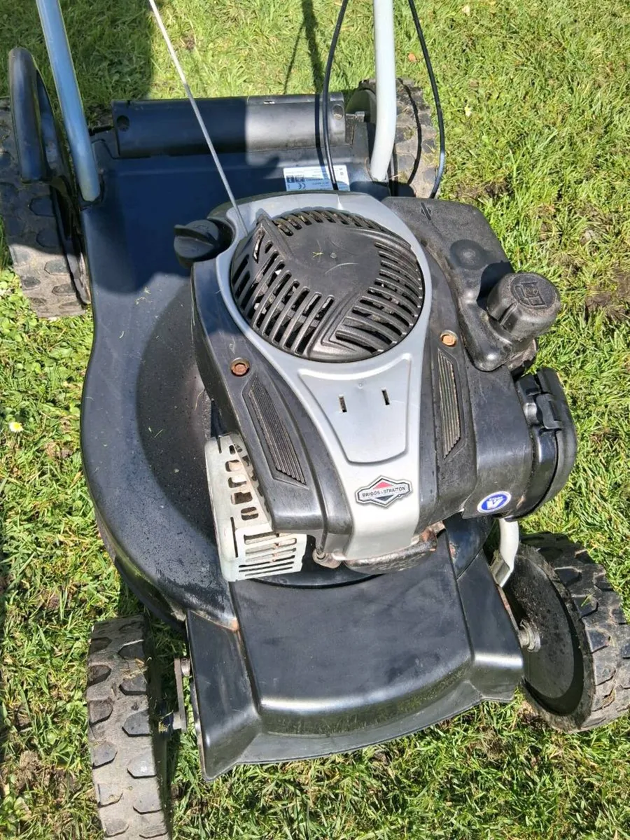 Lawnmower for sale - Image 3