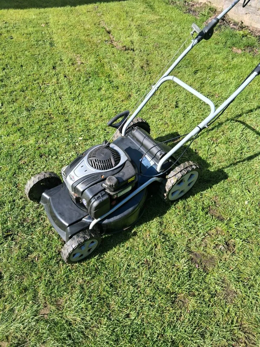 Lawnmower for sale - Image 4