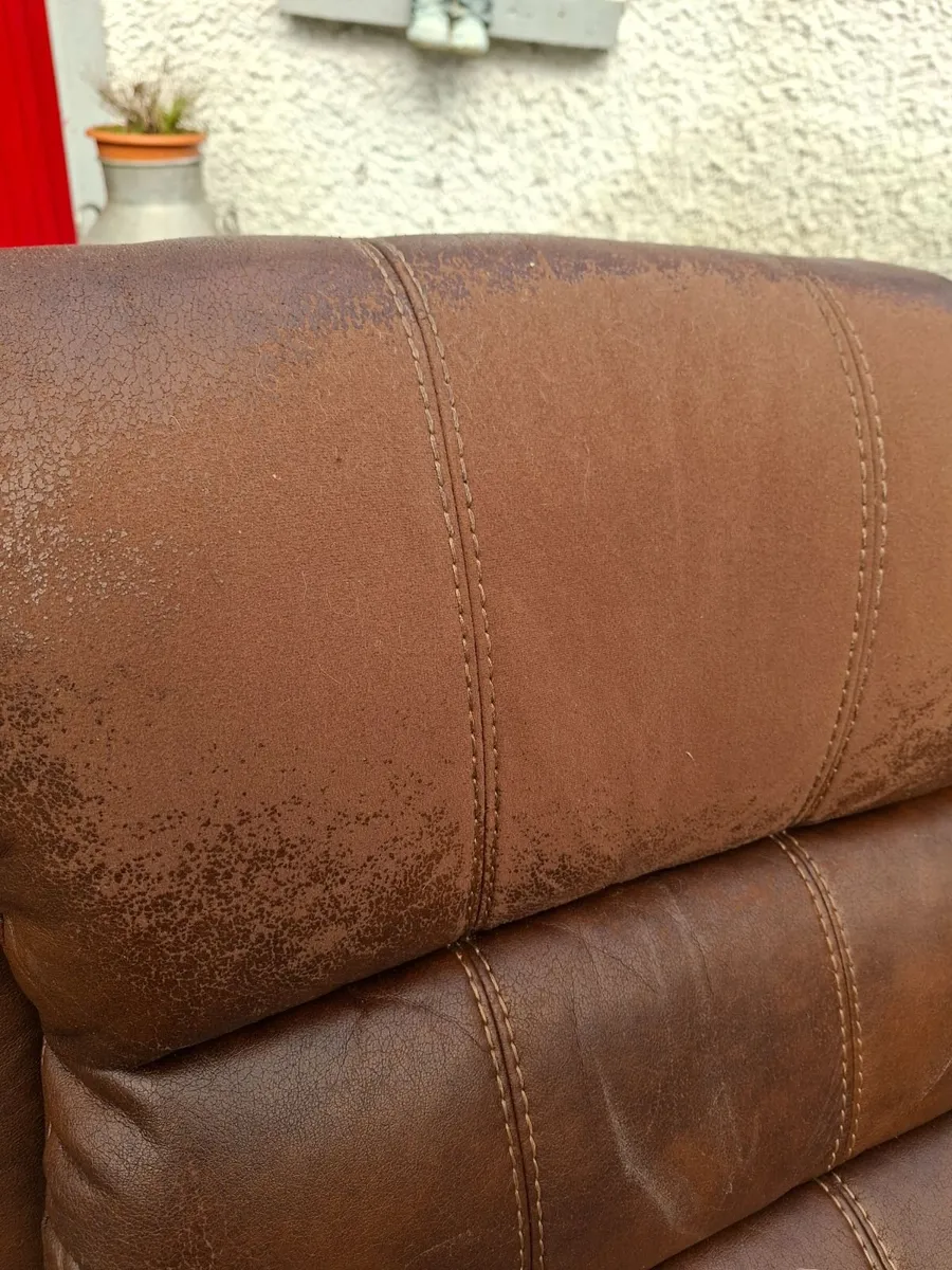 Recliner/rise assist Mobility arm chair - Image 4