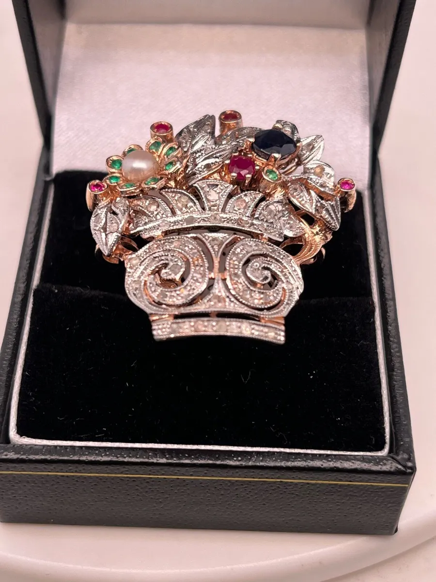 9k gold Jardiniere ring with sapphire & diamonds - Image 2