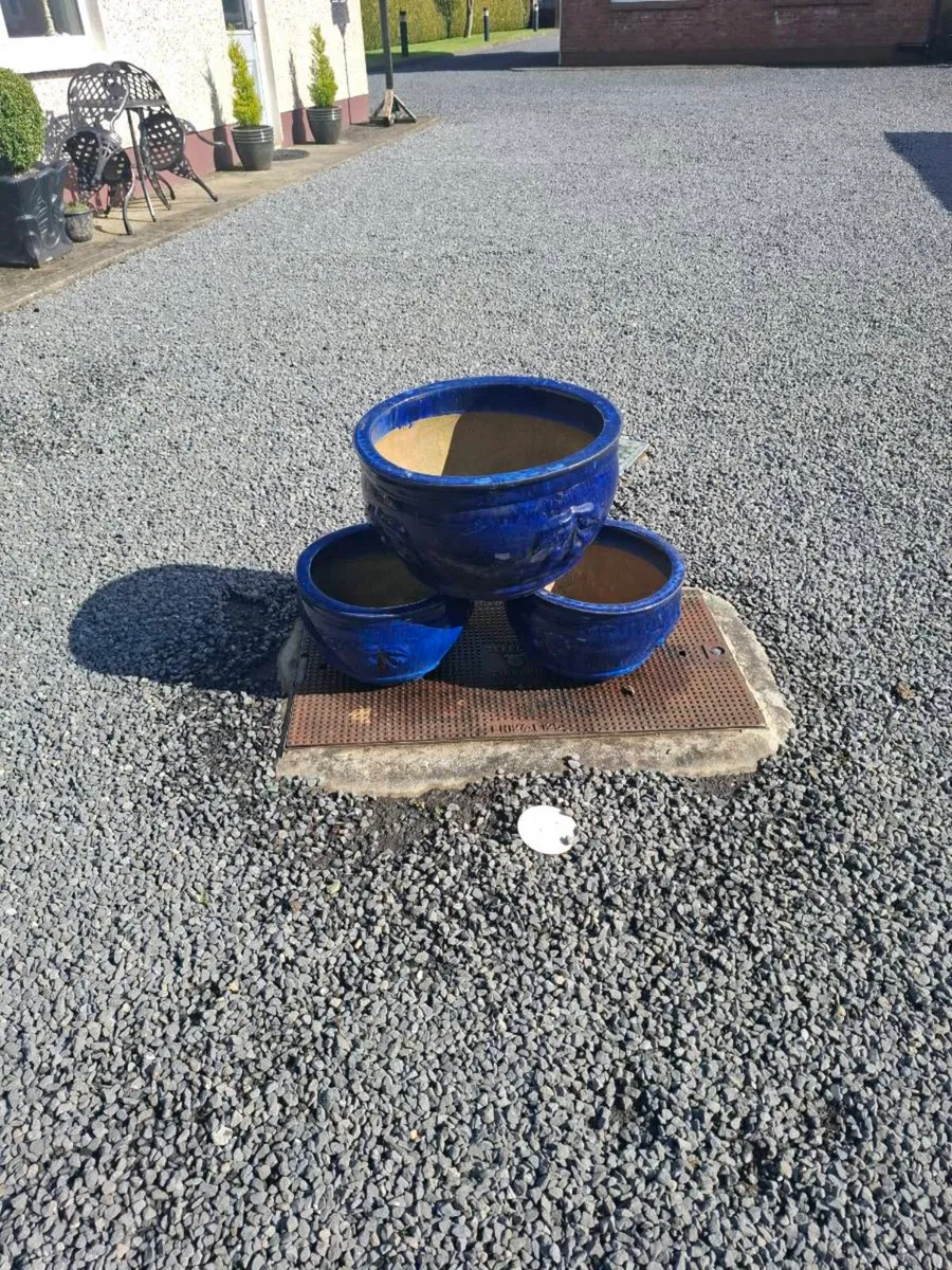 Blue ceramic pots - Image 3